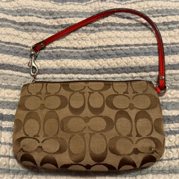 Coach wristlet - Picture 2 of 8